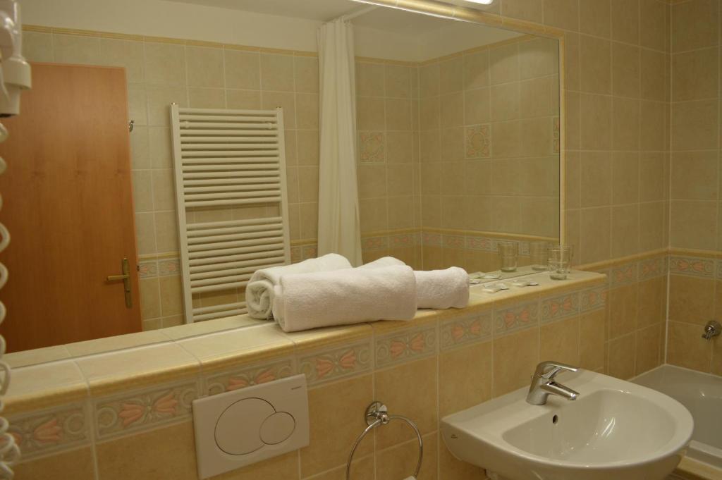 Residence Slezská 26 room 5